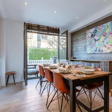 Romantic Modern Get-away In Old Center With Large Terrace בית נופש