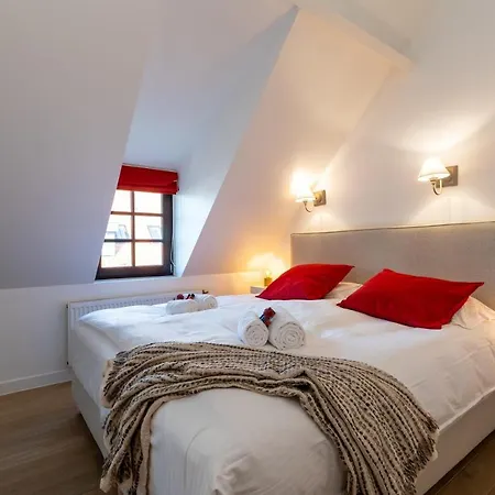 Romantic Modern Get-away In Old Center With Large Terrace Hébergement de vacances *